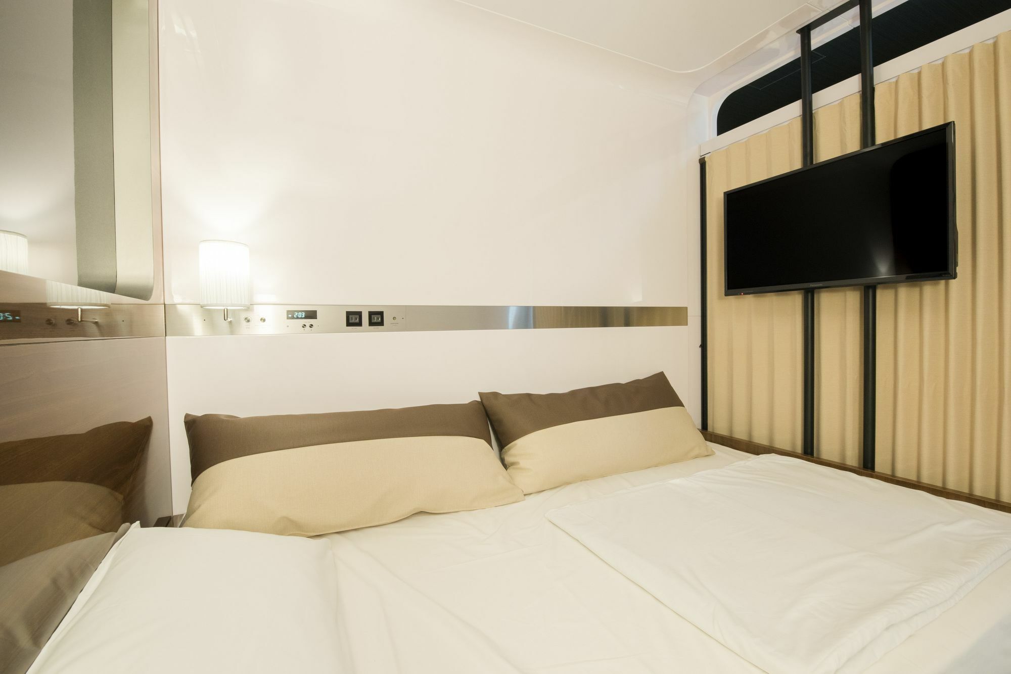 Hotel First Cabin Station Abenoso Ósaka Exteriér fotografie